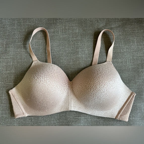 Wacoal Bra Beige Tan No Underwire Lightly Padded Size 40D - Picture 1 of 11
